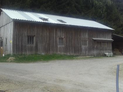 Vermiete Pferdeboxen in Letzau
