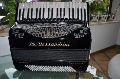 Neu Alessandrini italien. Piano Akkordeon 2+ 2 Cassotto 120Bass (5chörig), 41Tas