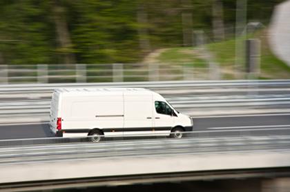 Transport -Dienstleistung-Fahrervermietung