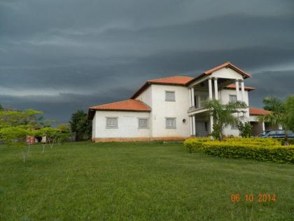 Haus in  Mbocayaty mit zwei Etagen in  Paraguay