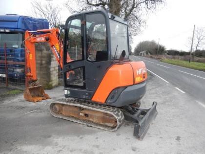Gelegentliche Minibagger HITACHI