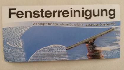 REINIGUNGSARBEIT / FENSTERREINIGUNG