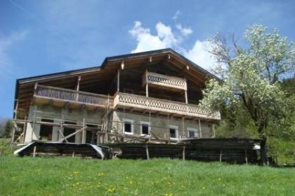 Projekt Arcadia Alpina- Berghof zu Denkhof zu Zukunftscolleg sucht symp.-solvent