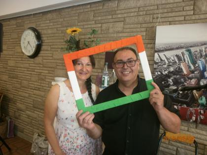 Wir haben ein gemischtes Musikprogramm Italienisch , Deutsch,Internationale Live