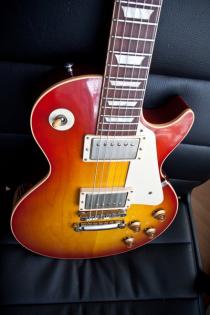 Verkaufe2021 Gibson Les Paul Custom 1700Euros