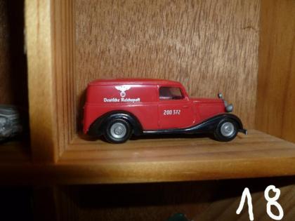 Modelautos 22 Stück mit Setzkasten Nr. 69