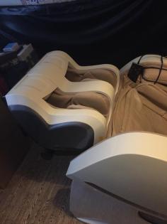 Massage Chair Cascom Model: CMS - 1302 C