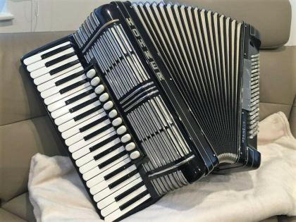 Hohner Morino 5N Akkordeon