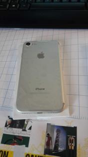 IPHONE 7 128 GB Silber, neuwertig, OVP