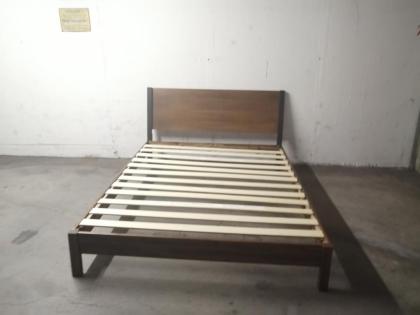 Bett Voll Holz Farbe Braun 160 x 200 cm mit Lattenrost