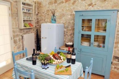 2018 Schönes Ferienhaus mit Swimming-Pool bei Monopoli, Apulien, Süditalien