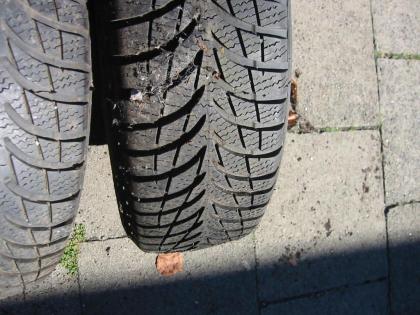 Reifen auf Felgen Goodyear UltraGrip 7 M+S 155/ 70 R13 75T