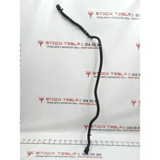 1130668-00-B Tesla Modell X hinteres rechtes Motorkühlrohr 1130668-00-B
