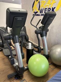 Crosstrainer LifeFitness Elevation Series 95x Cross Trainer inkl. TV Display