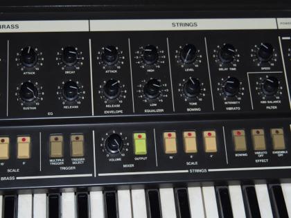 Korg Trident Keyboard Synthesizer