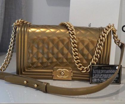 CHANEL 100% ORIGINAL Lackleder Boy Handtasche, Original Rechnung