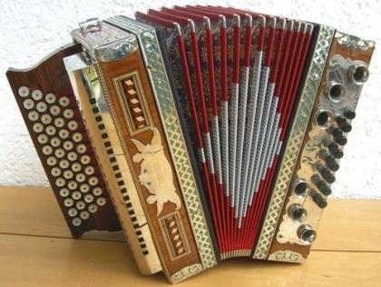 Steirische Harmonika Strasser