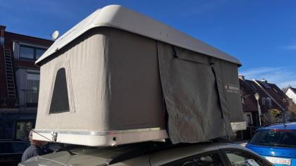 Autodachzelt / Dachzelt für 2 Personen +Kind