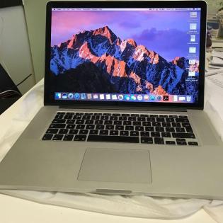 Macbook Pro (Retina, Mitte2021) - Core i7 2, 2 GHz, Arbeitsspeicher 16 GB