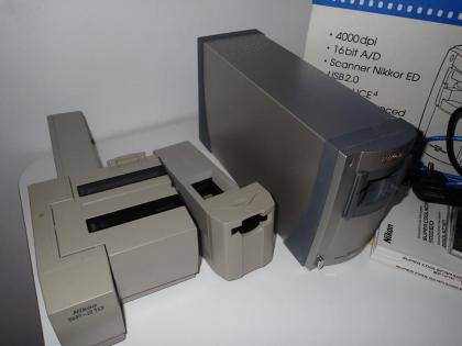 Nikon Super Coolscan LS 5000 ED + SF-210 Dia Feeder