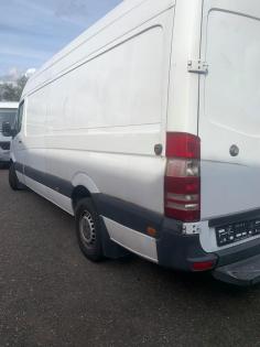 Mercedes Sprinter- mit Geschlossene Kasten