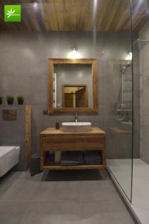 Waschtisch aus Altholz der Firma Alldeco