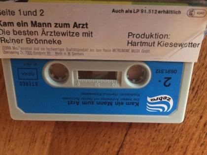 MUSIKKASSETTE, MC: von 1977, WITZE ÄRZTEWITZE: TITEL: Kam ein Mann zum Arzt, seh