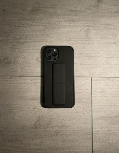 IPhone 12 Pro Max Case Hülle in schwarz mit Fingerhalterung (Neu)