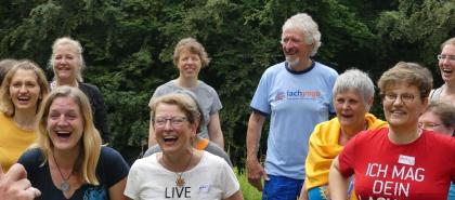 Lachyoga-LEHRER/ in Level 2 - 27.4. - 1.5-0.7978