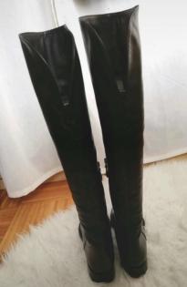 Damen Overknee-Stiefel Größe 40 schwarz unten mit Reißverschluss
