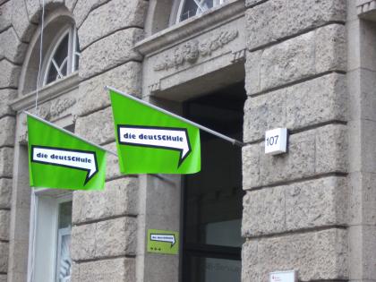 Deutsch als Fremdsprache A1 A2 B1 B2 C1 C2 Deutschkurse, DaF, TestDaF, telc