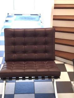 Knoll International Barcelona Chair