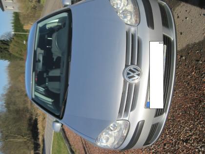 VW Golf V  Trendline 1,4l  55kW / 75 PS 5-Gang silber