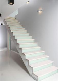 Treppen aus Polen, Holztreppen, Massivholztreppen