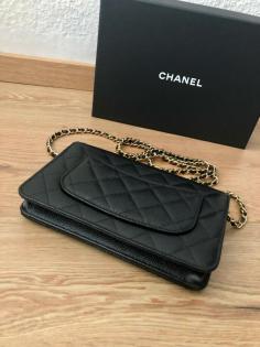 Chanel kleine Tasche schwarzes Leder
