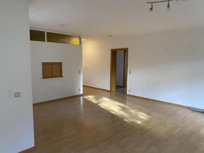 Wohnung in Neunkirchen (zentrale, ruhige Lage)