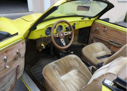 VOLKSWAGEN KARMANN GHIA