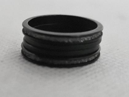 Set 4 Ringe - 17 mm 53 - schwarz mit kleinen Steinchen - Minimalismus Design