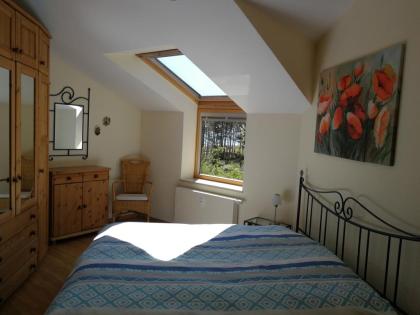 Rügen: Ferienwohnung direkt am Sandstrand der Ostsee, Meerblick, Sauna, 