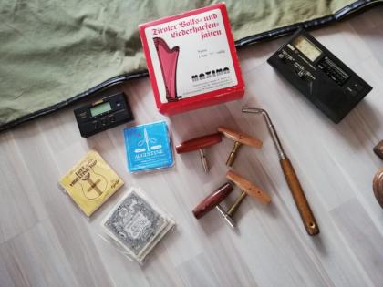 Tiroler Volksharfe mit viel Zubehör