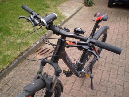 Mountainbike 27-Gang Shimano-Kettenschaltung