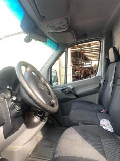 Mercedes Sprinter- mit Geschlossene Kasten