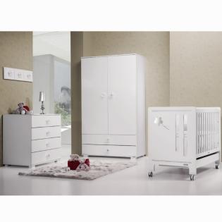 Niedliches Babybett mit Sternen-Dekor von TRAMA (Made in Portugal)