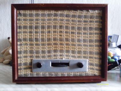 Einer der ersten Radio Empfänger Nora Radio GW 146