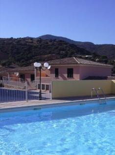 Haus für Ferienwohnungen im Nordosten von Sardinien - San Teodoro Meerespark Tav