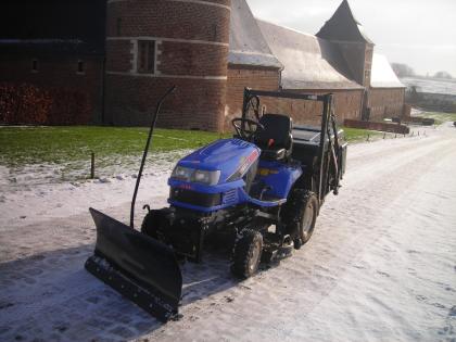 Yenibiz.com: billiges Schneeschild 120 cm   kubota / iseki Schlepper