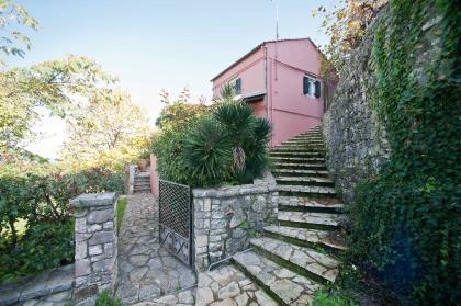 Haus mit schönem Meerblick zu verkaufen - Korfu