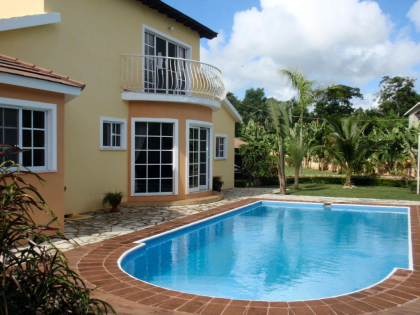 Dominikanische Republik: Sosua: grosse Villa 
