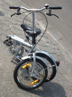 (32) 16 Zoll KLAPPFAHRRAD 