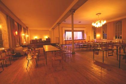 Schönes Gründerhaus mit Tanzsaal zu verkaufen